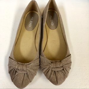 Aldo bow canvas flats size 40 /10